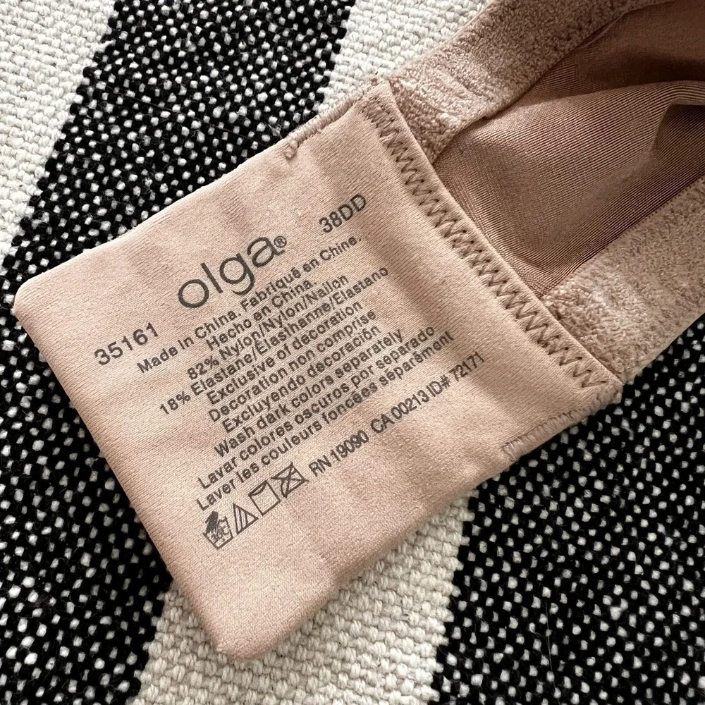 Olga 35161 Pretty Smooth Underwire Lined Full Coverage Bra Women Brown Bra 36 DD
